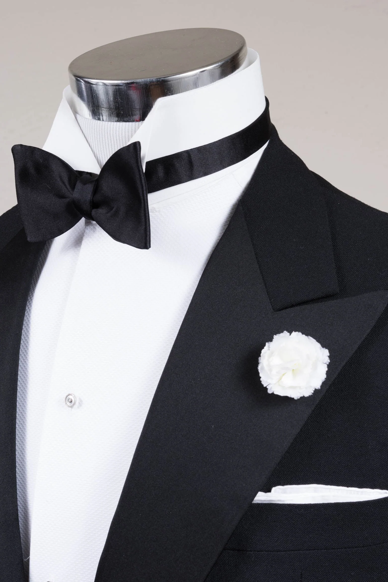 Modern Gent Boutonnieres Bundle - Image 8