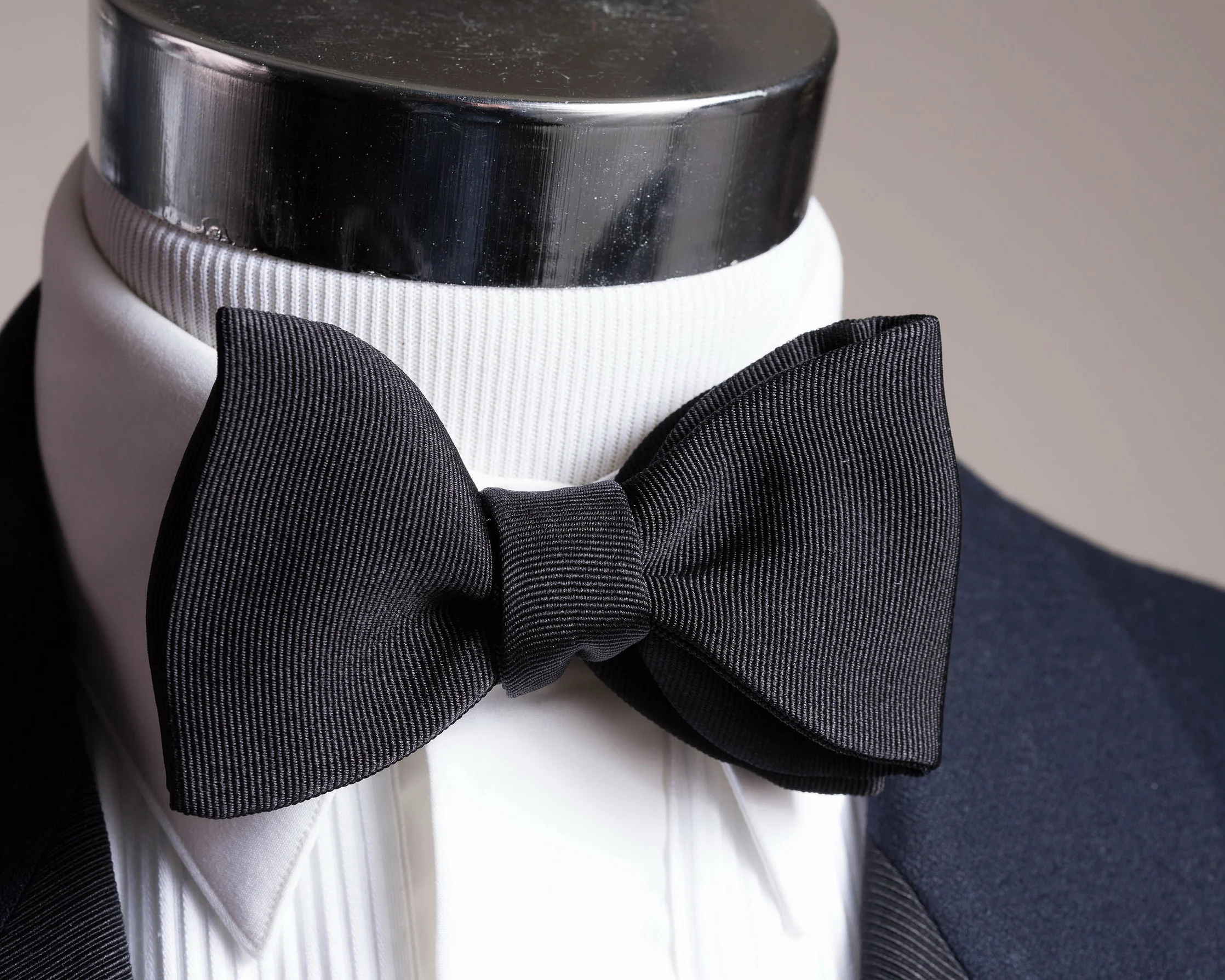 Black Butterfly Silk Faille Grosgrain Bow Tie - Image 8