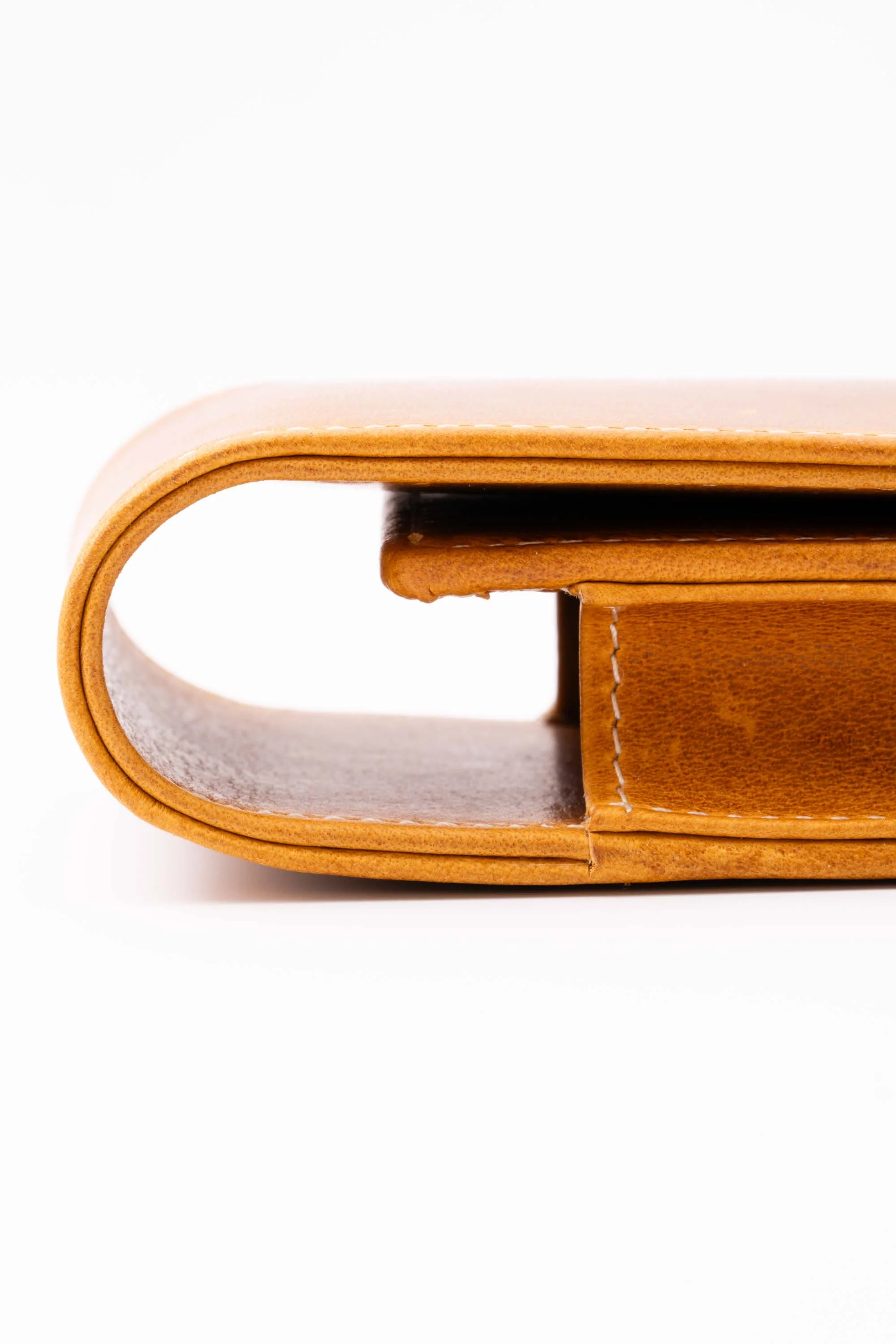 Vintage Gold Americana Full-Grain Leather Pen Case - Image 19