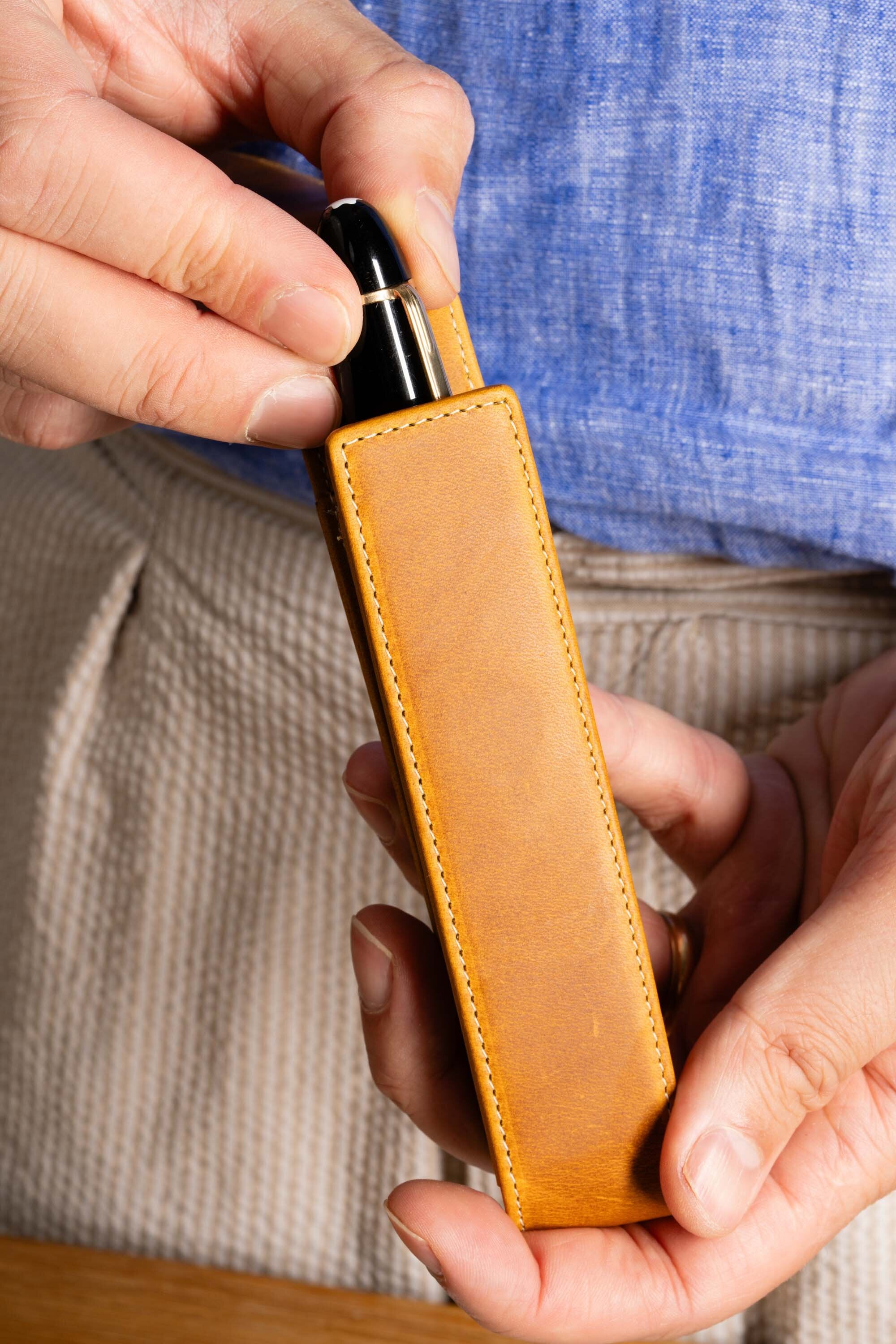 Vintage Gold Americana Full-Grain Leather Pen Case - Image 9