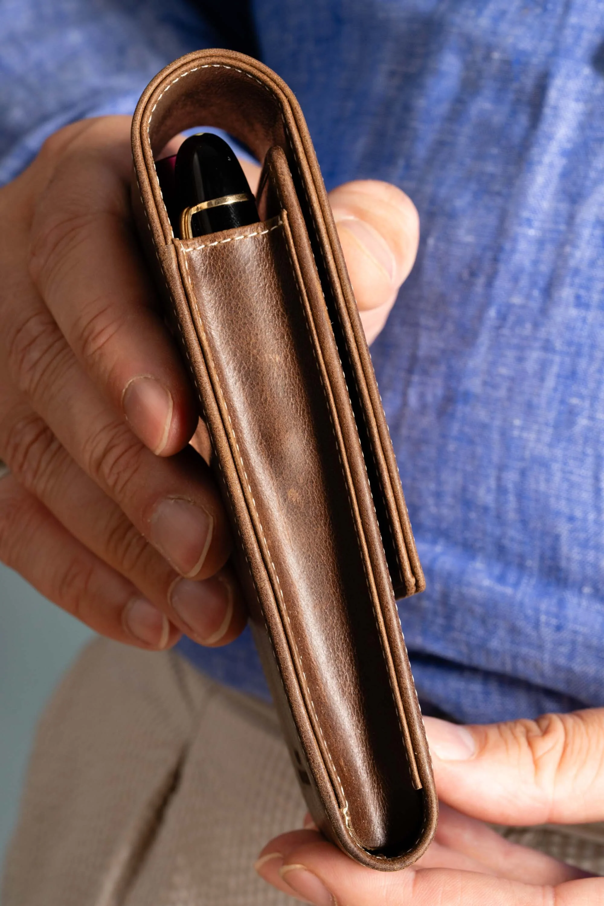 3-Pen Antique Mahogany Full-Grain Leather Pen Case - Image 9